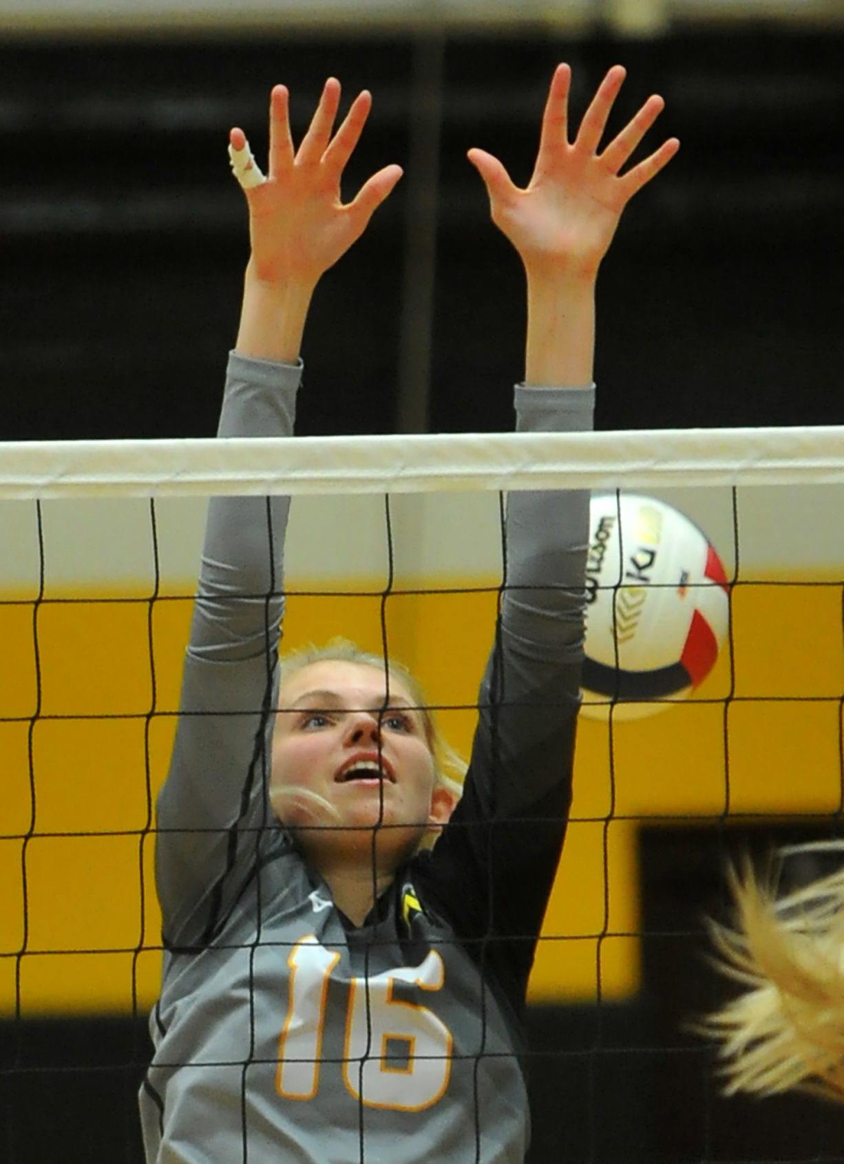 Riverdale vs Bureau Valley Class 2A regional final volleyball.